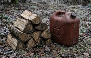 Ціни на дрова, дизель і газ у 2026: що вигідніше для опалення