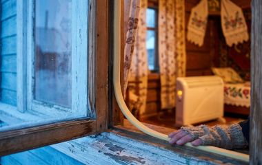 Термоізоляція будинку перед зимою: що варто зробити для економії